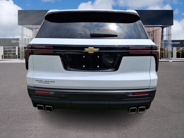 2024 Chevrolet Traverse LS