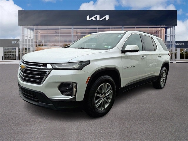 2023 Chevrolet Traverse LT Leather