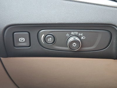 2020 Buick Enclave Essence