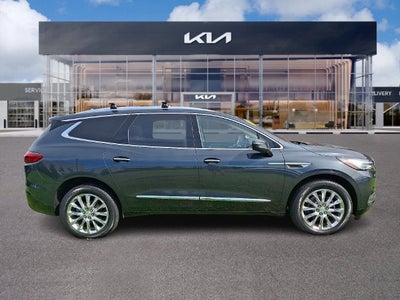 2020 Buick Enclave Essence
