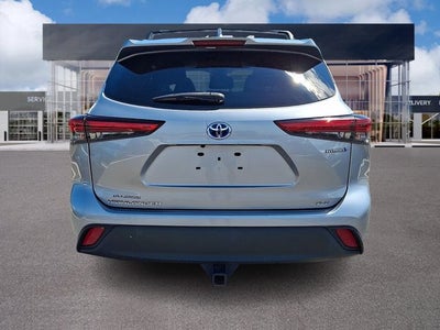 2021 Toyota Highlander Hybrid XLE