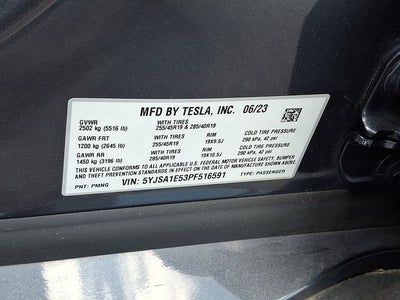 2023 Tesla Model S Base