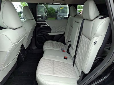 2024 Mitsubishi Outlander SEL