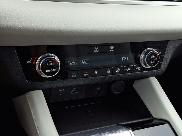 2024 Mitsubishi Outlander SEL