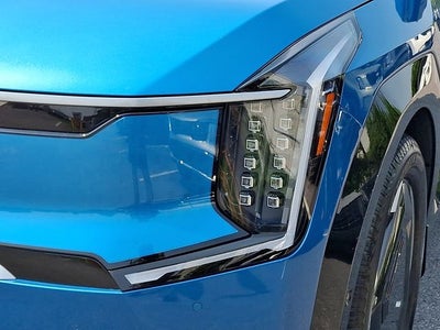 2024 Kia EV9 Land