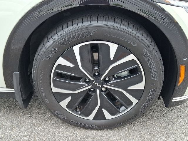 2023 Kia EV6 Wind