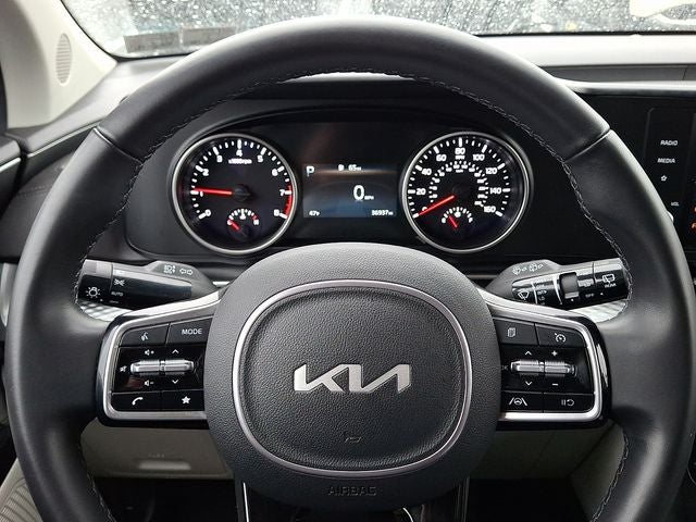 2023 Kia Carnival LX Seat Package