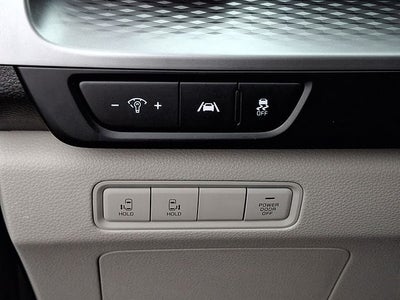 2023 Kia Carnival LX Seat Package