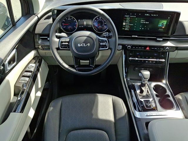 2024 Kia Carnival EX