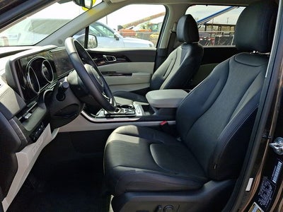 2024 Kia Carnival EX