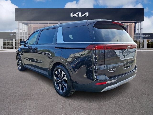2024 Kia Carnival EX