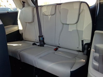 2025 Kia Carnival EX