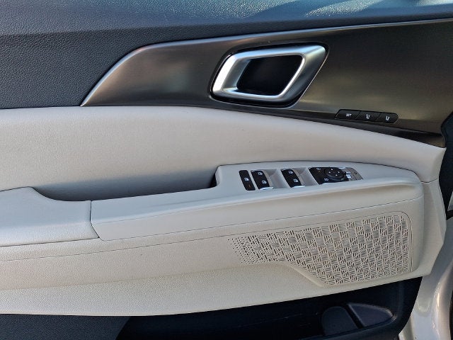 2025 Kia Carnival SX