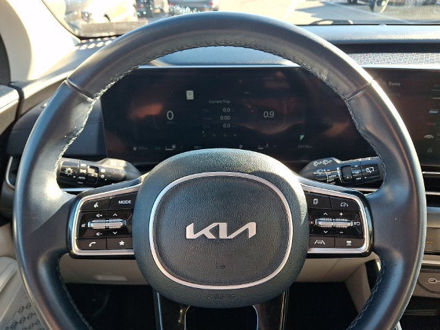 2025 Kia Carnival SX