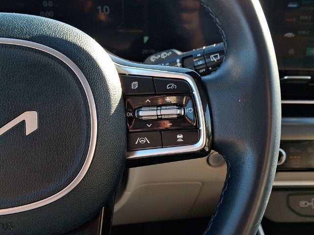 2025 Kia Carnival SX