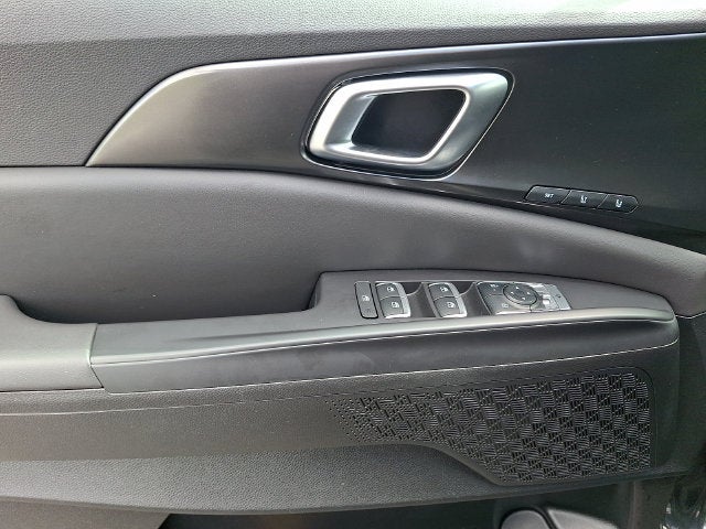 2025 Kia Carnival SX