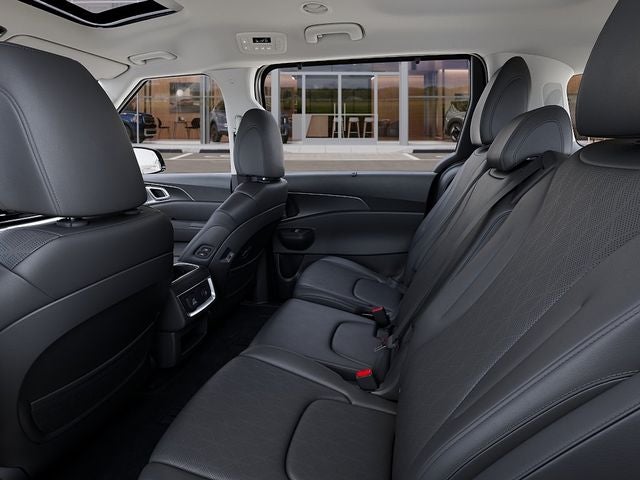 2027 Kia Carnival Hybrid Base