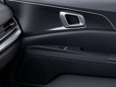 2027 Kia Carnival Hybrid Base