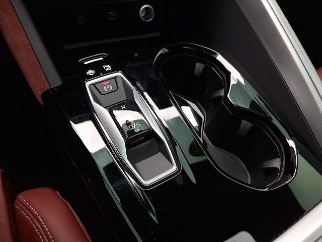 2026 Audi SQ5 Prestige quattro