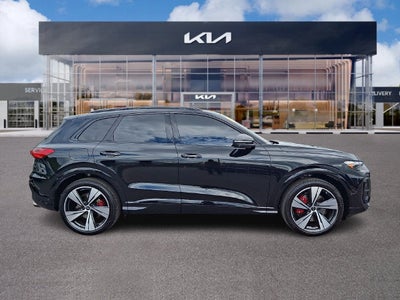 2026 Audi SQ5 Prestige quattro