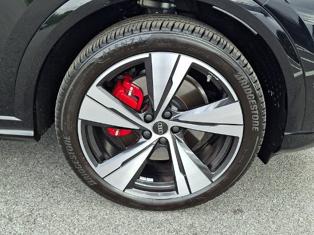 2026 Audi SQ5 Prestige quattro