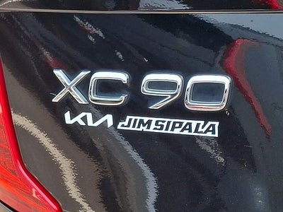 2017 Volvo XC90 T6 Momentum