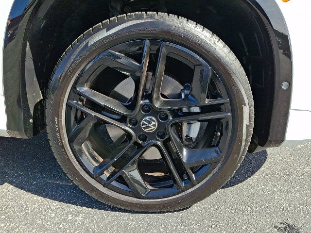 2025 Volkswagen Tiguan 2.0T SE R-Line Black