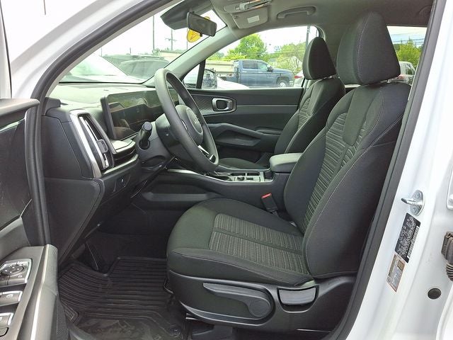 2025 Kia Sorento LX