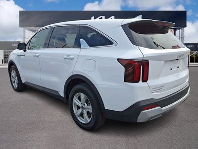 2025 Kia Sorento LX