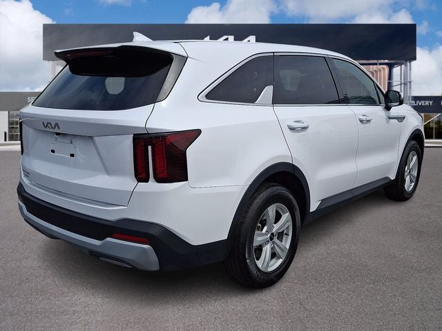 2025 Kia Sorento LX