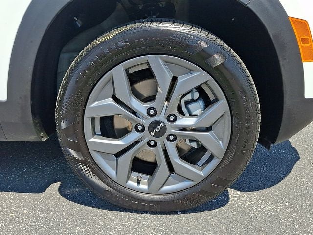 2025 Kia Seltos LX