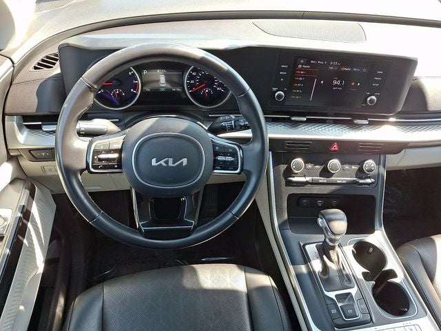 2024 Kia Carnival LX Seat Package