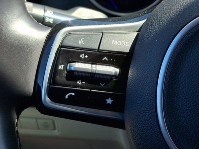 2024 Kia Carnival LX Seat Package