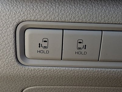 2024 Kia Carnival LX Seat Package