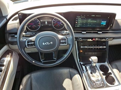 2024 Kia Carnival EX