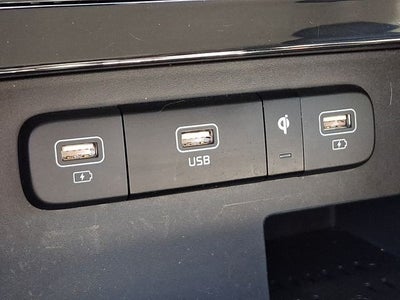 2024 Kia Carnival EX