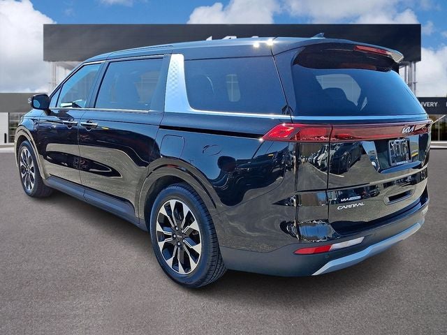 2024 Kia Carnival EX