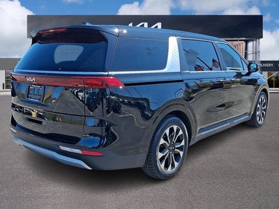 2024 Kia Carnival EX