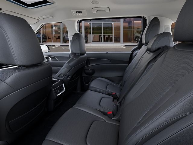 2026 Kia Carnival Base