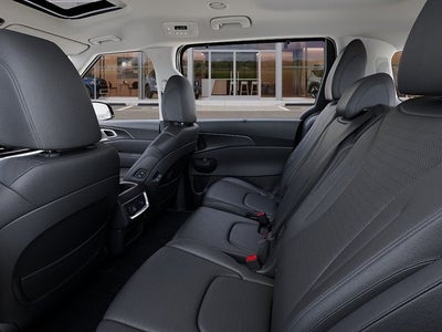 2026 Kia Carnival Hybrid Base