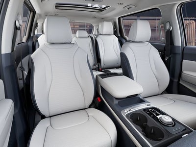 2026 Kia Carnival Hybrid Base