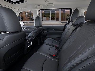 2026 Kia Carnival Hybrid Base