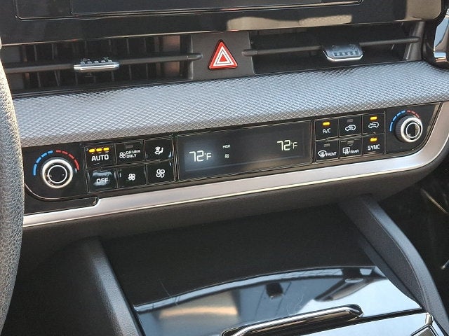 2024 Kia Sportage Hybrid LX