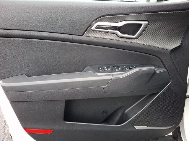 2024 Kia Sportage Hybrid LX