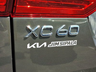 2020 Volvo XC60 T5 Momentum